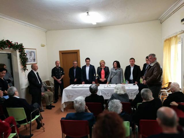 Ήγουμενίτσα: Η κοπή της Πρωτοχρονιάτικης πίτας στο Γηροκομείο Ηγουμενίτσας