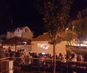 Θεσπρωτία: Μεγάλη συμμετοχή από παιδιά και γονείς στην προβολή ταινίας στο Λαδοχώρι